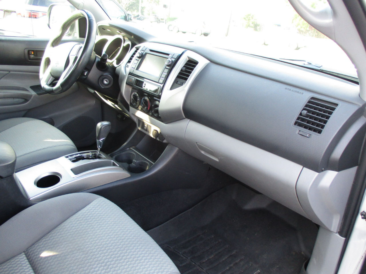 Toyota Tacoma 2WD Double Cab V6 AT PreRunner (Natl) 2013