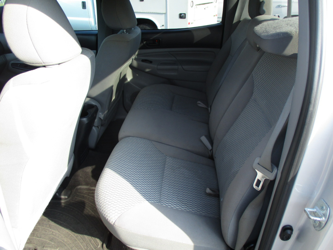 Toyota Tacoma 2WD Double Cab V6 AT PreRunner (Natl) 2013