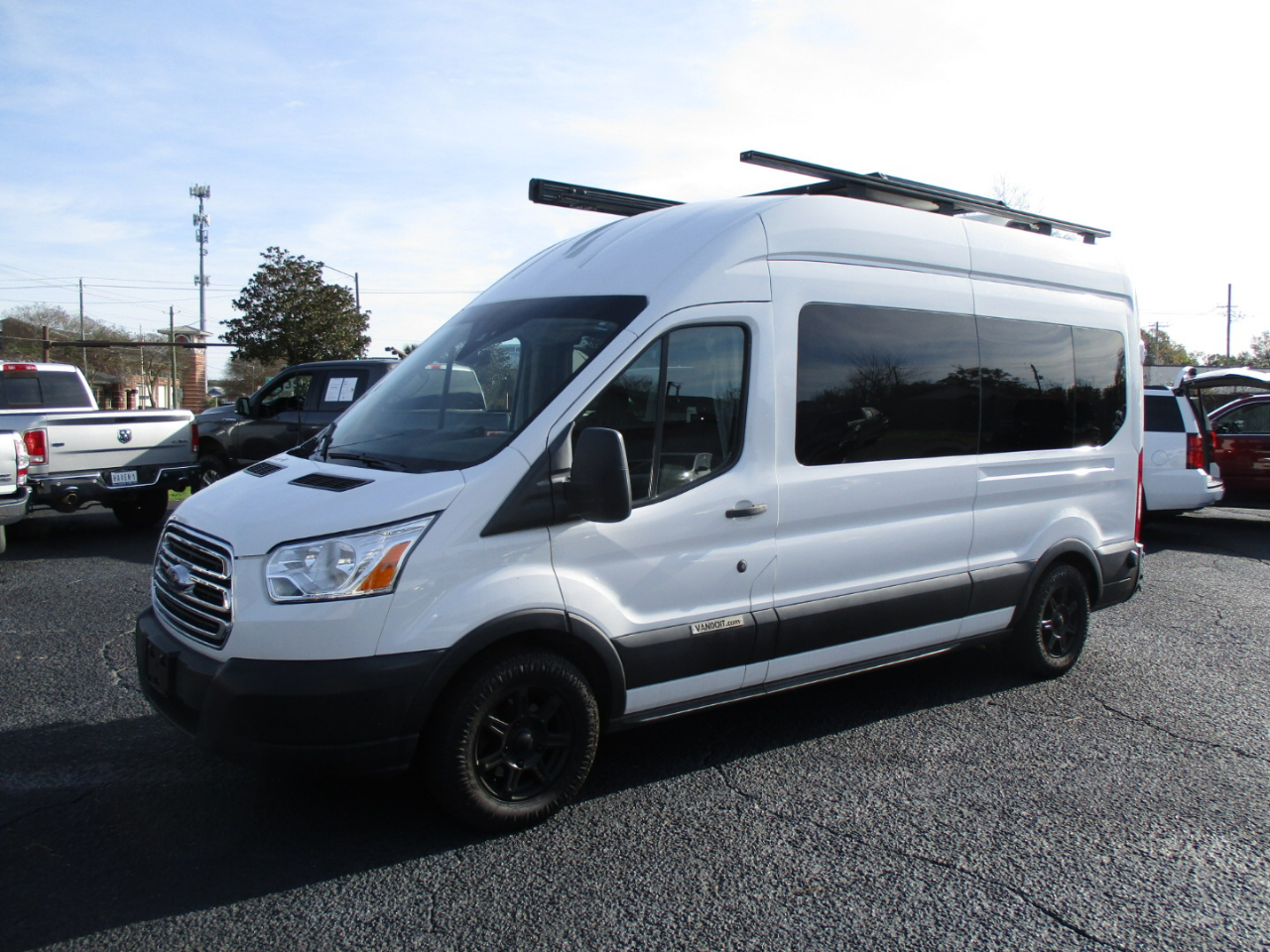 Ford Transit Passenger Wagon T-350 148" High Roof XLT Sliding RH Dr 2019