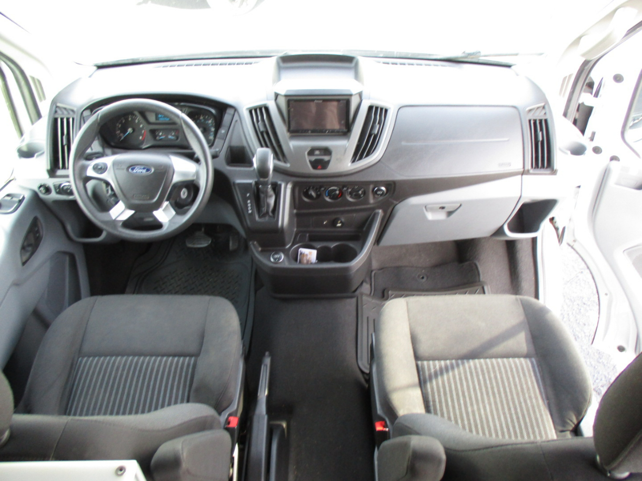 Ford Transit Passenger Wagon T-350 148" High Roof XLT Sliding RH Dr 2019