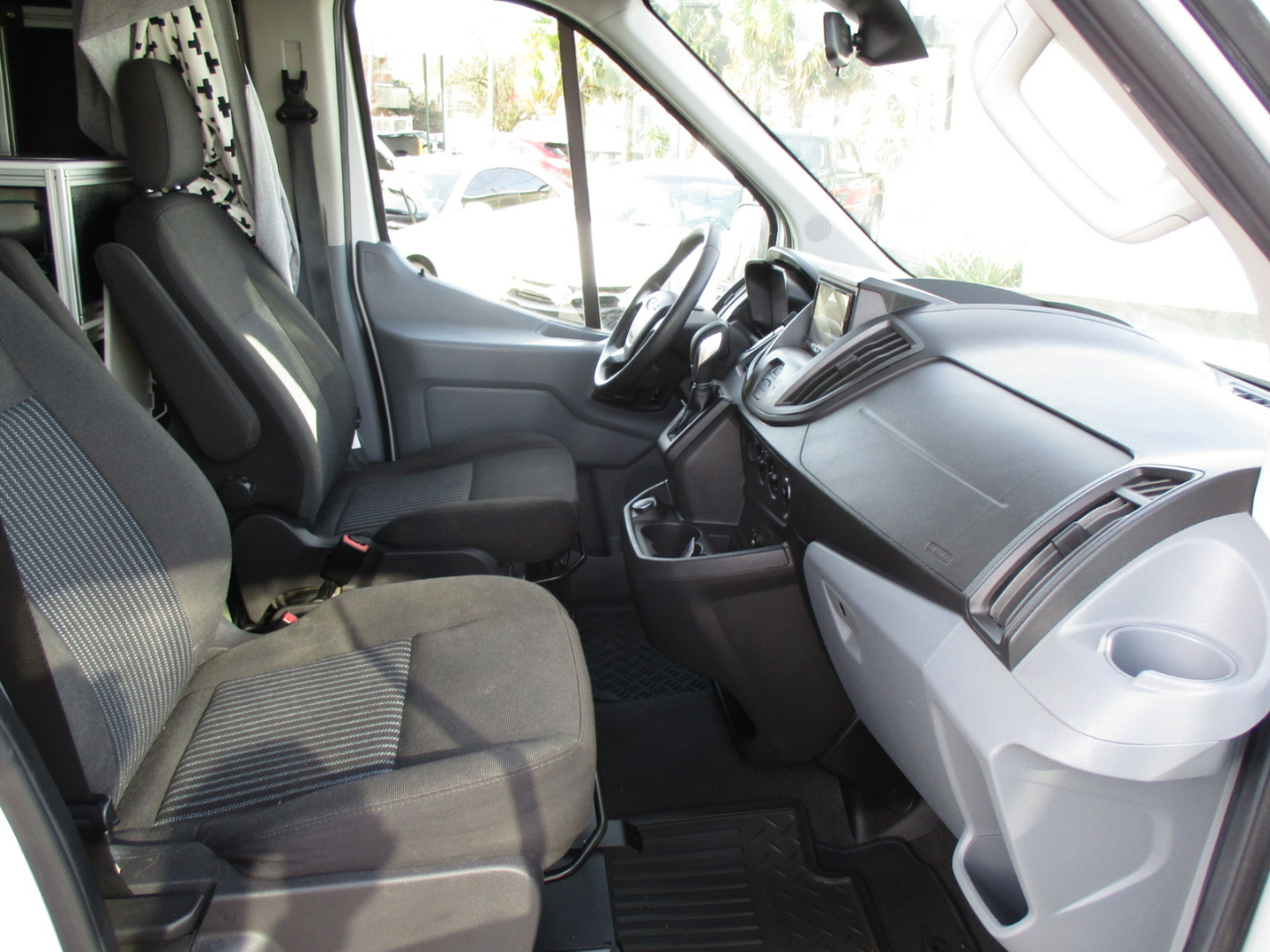 Ford Transit Passenger Wagon T-350 148" High Roof XLT Sliding RH Dr 2019