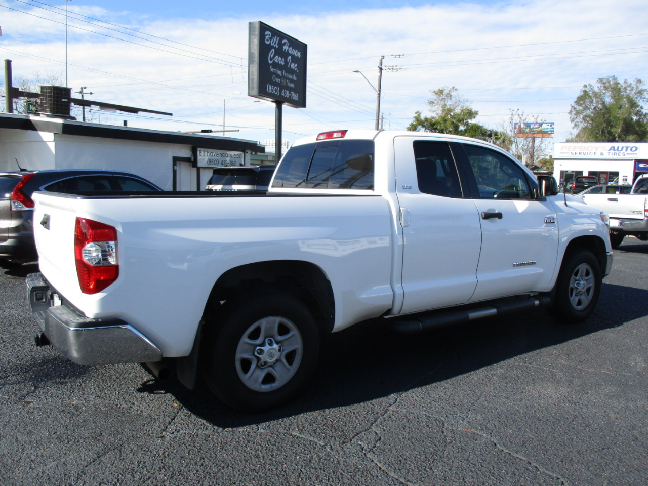 Toyota Tundra 2WD SR5 Double Cab 6.5' Bed 5.7L FFV (Natl) 2017
