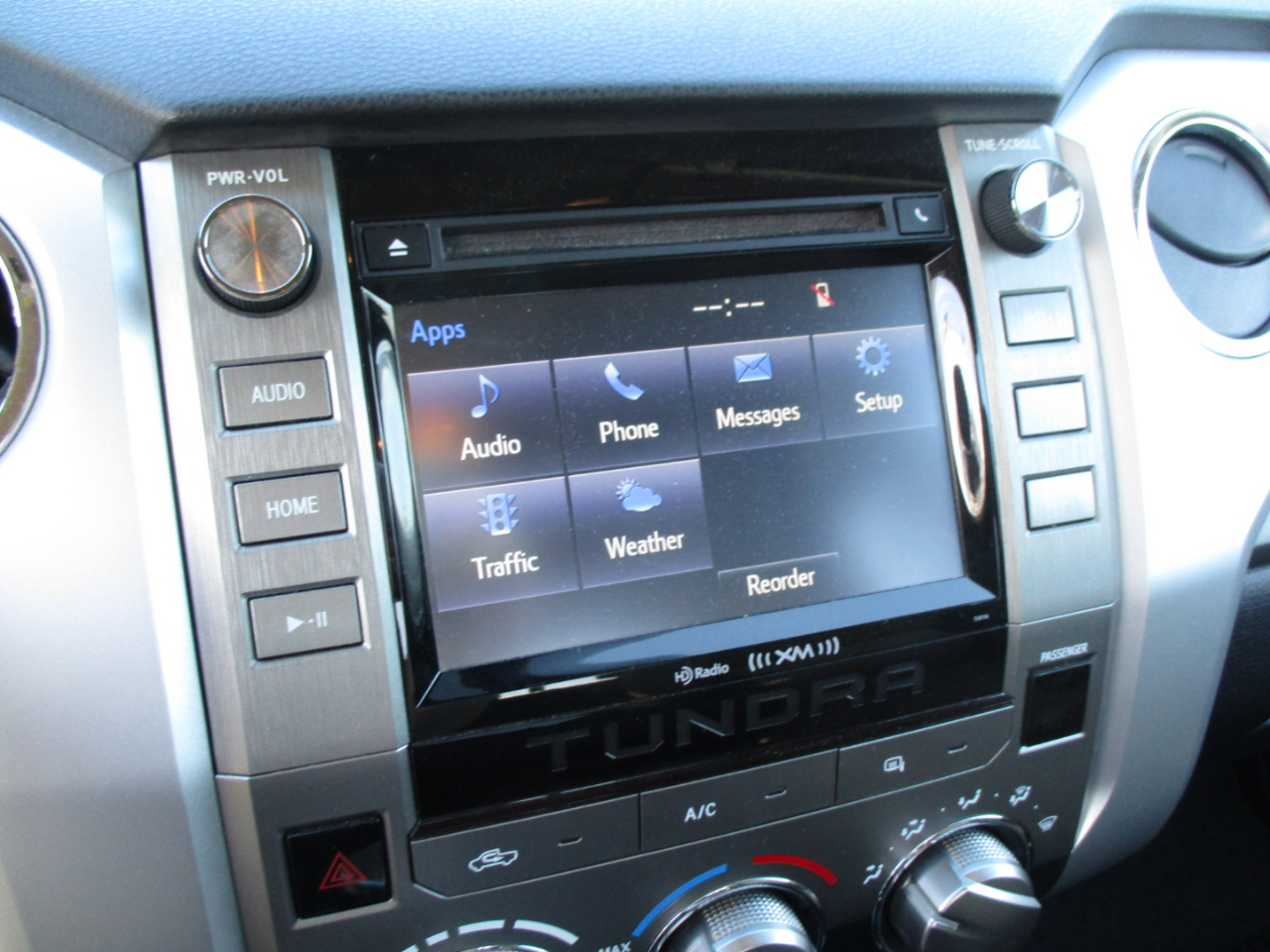 Toyota Tundra 2WD SR5 Double Cab 6.5' Bed 5.7L FFV (Natl) 2017