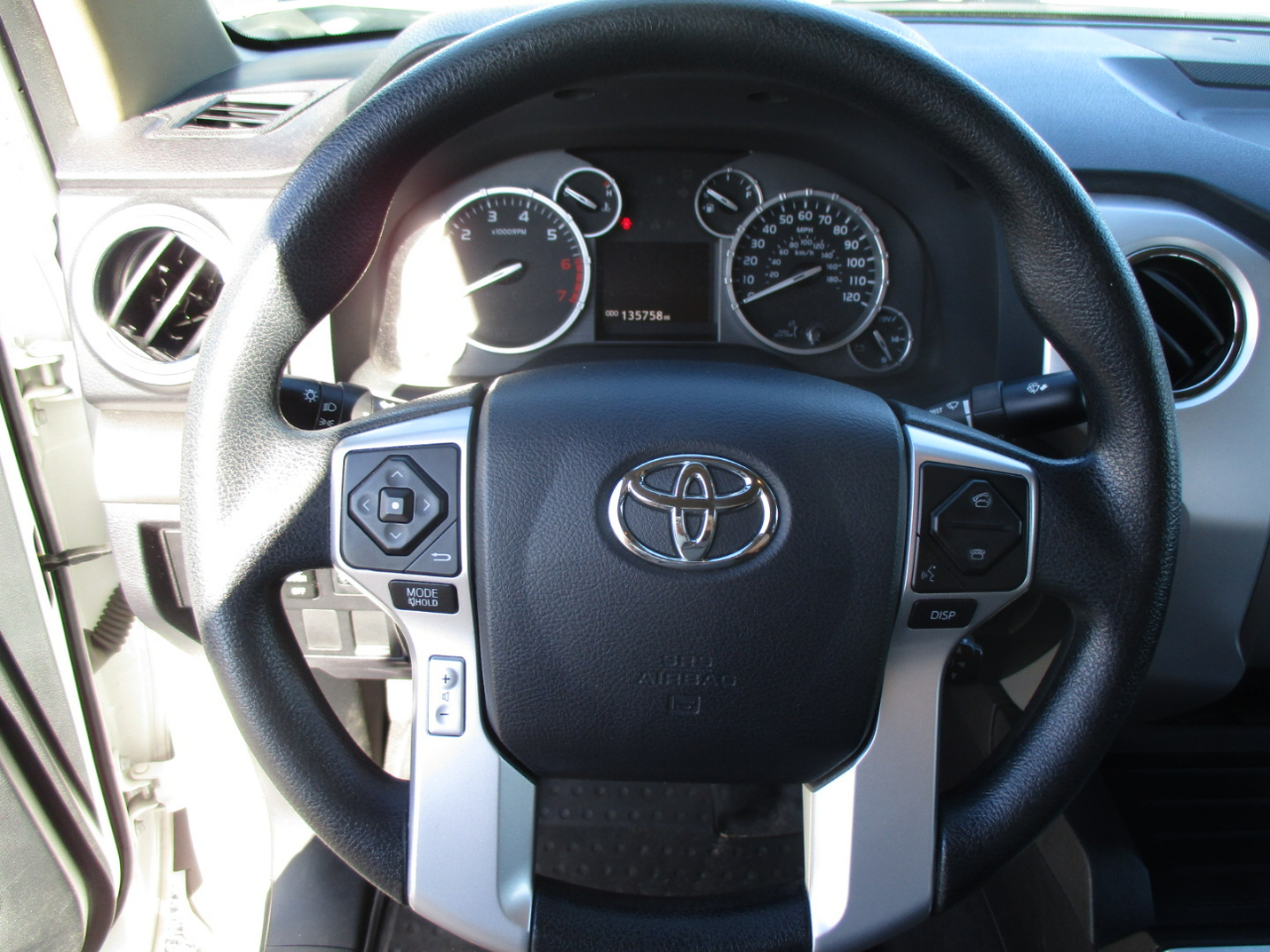 Toyota Tundra 2WD SR5 Double Cab 6.5' Bed 5.7L FFV (Natl) 2017