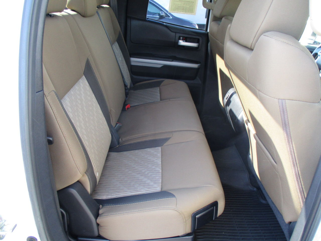 Toyota Tundra 2WD SR5 Double Cab 6.5' Bed 5.7L FFV (Natl) 2017