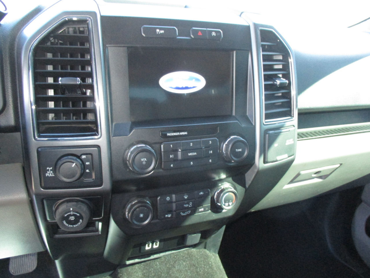 Ford F-150 XLT 4WD SuperCrew 5.5' Box 2019