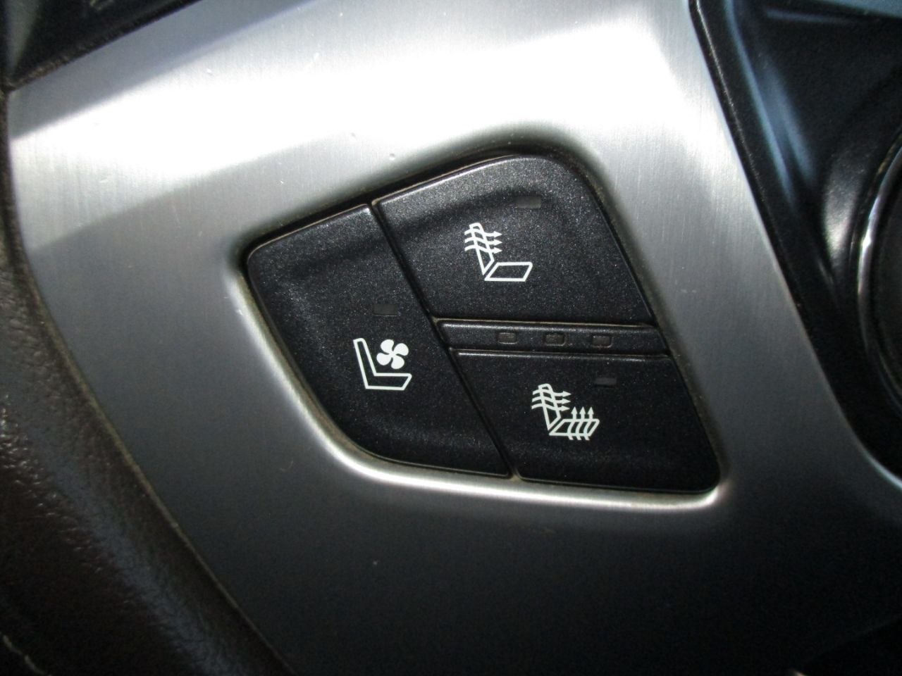 GMC Sierra 1500 4WD Crew Cab 143.5" SLT 2018