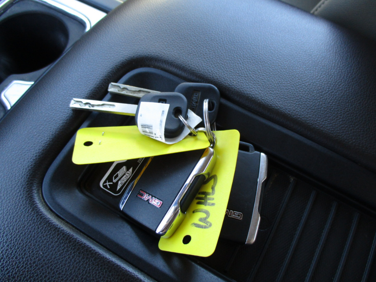 GMC Sierra 1500 4WD Crew Cab 143.5" SLT 2018