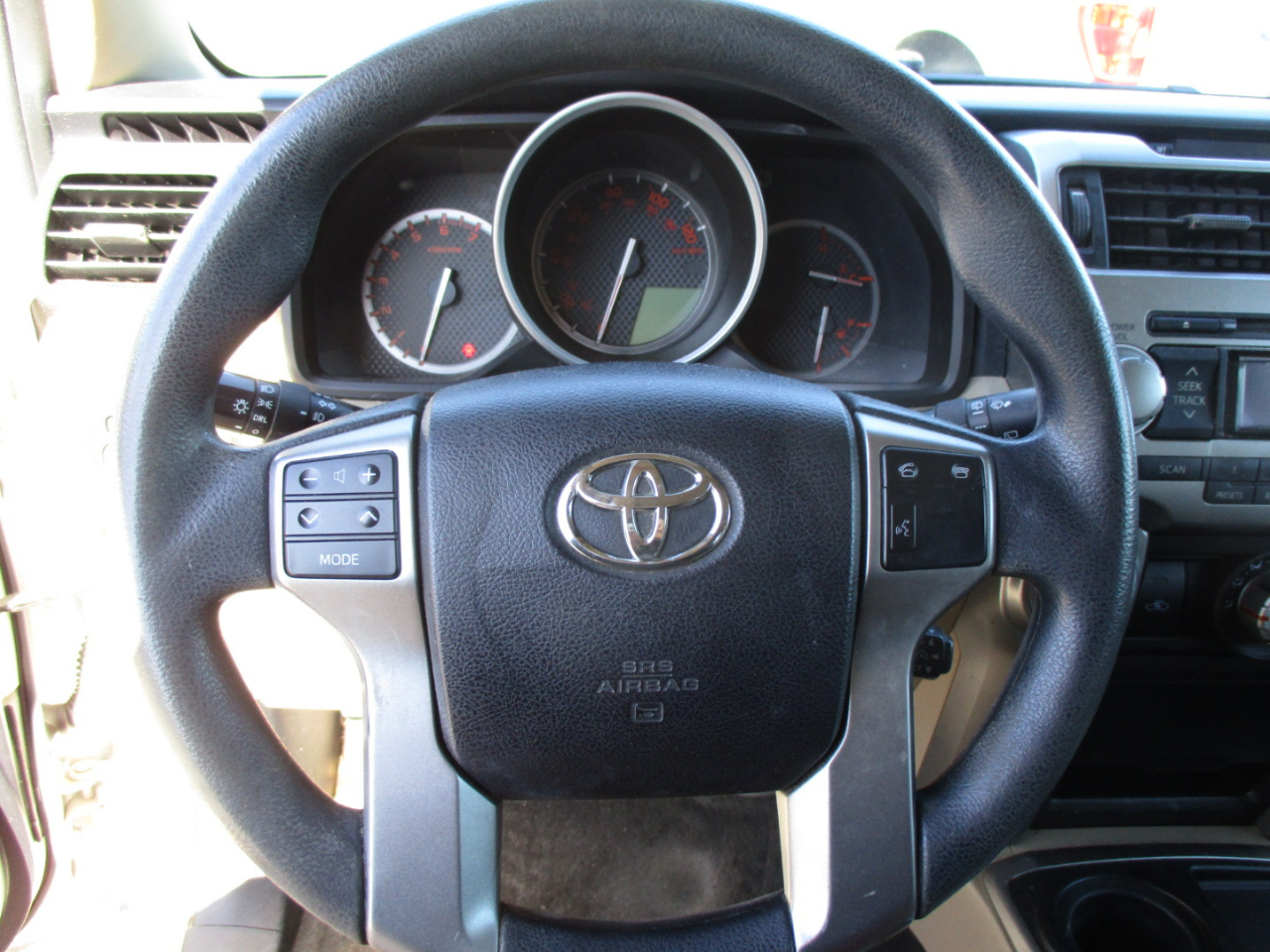Toyota 4Runner RWD 4dr V6 Limited (Natl) 2010