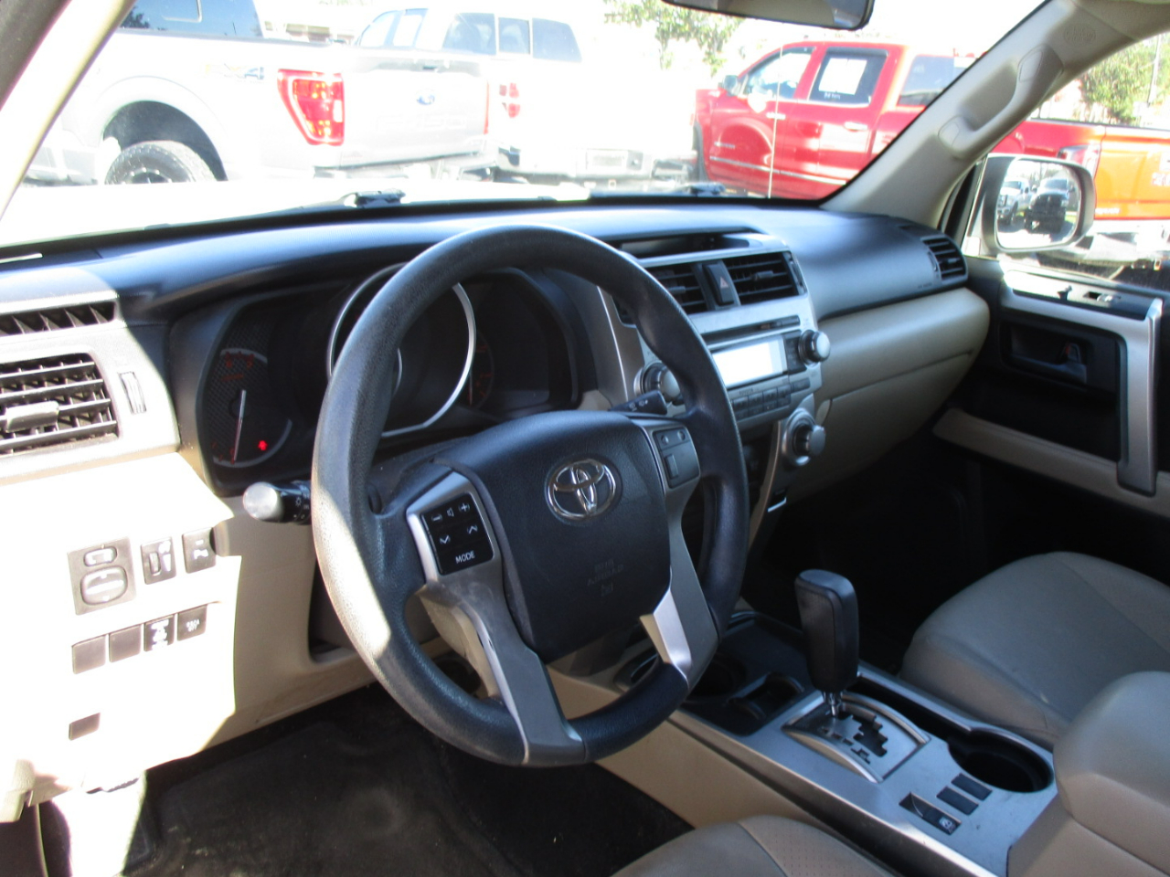 Toyota 4Runner RWD 4dr V6 Limited (Natl) 2010