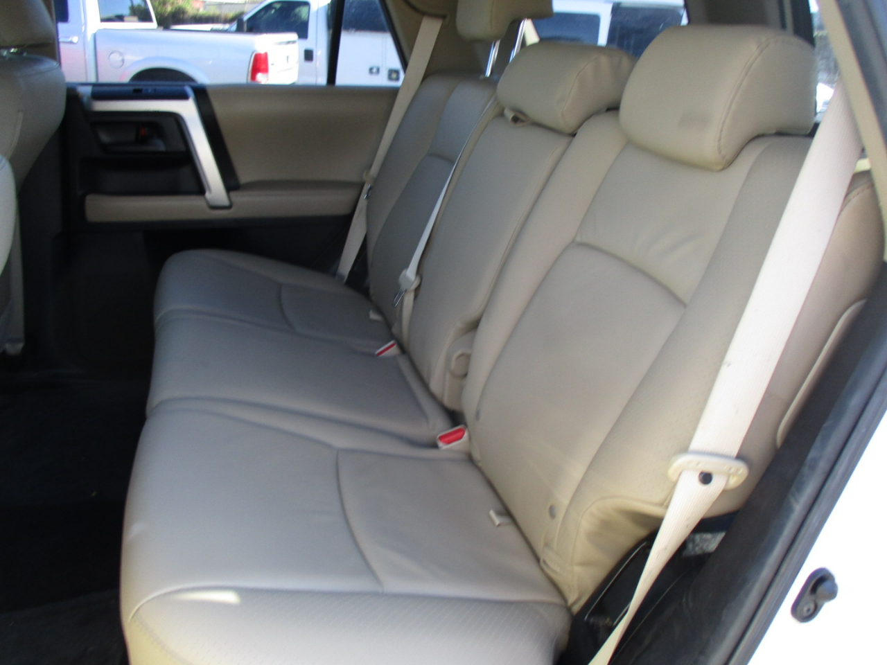 Toyota 4Runner RWD 4dr V6 Limited (Natl) 2010