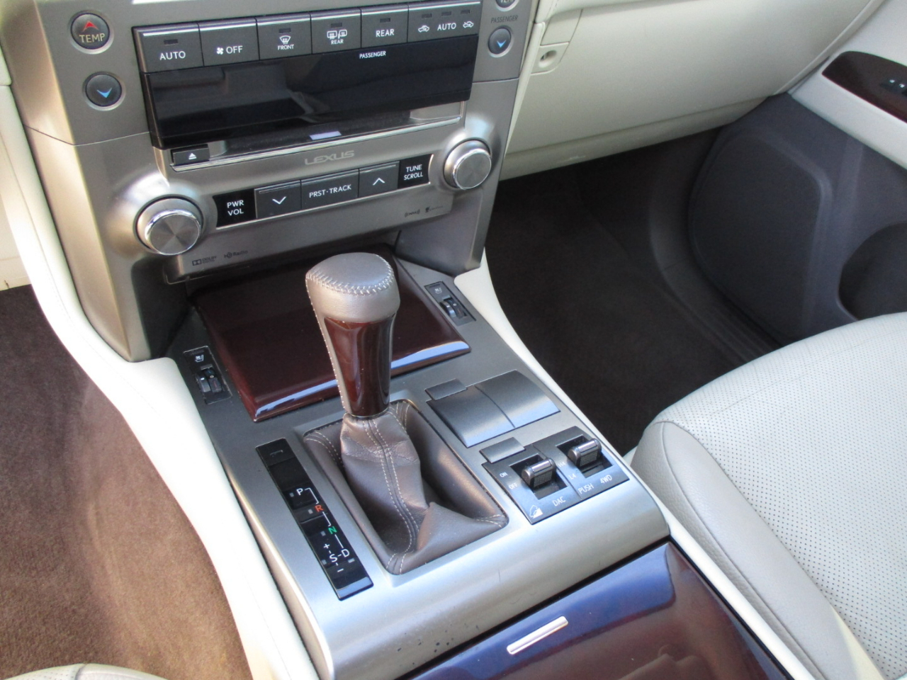 Lexus GX 460 4WD 4dr 2015