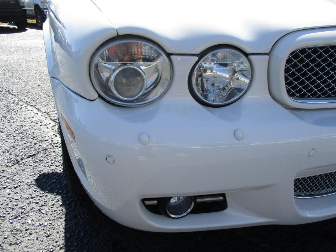 Jaguar XJ Series 4dr Sdn XJ8 2009