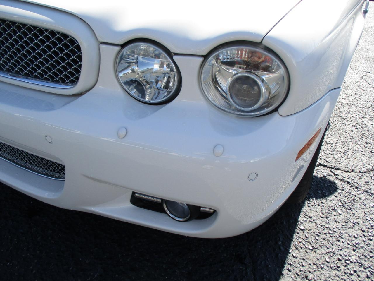 Jaguar XJ Series 4dr Sdn XJ8 2009