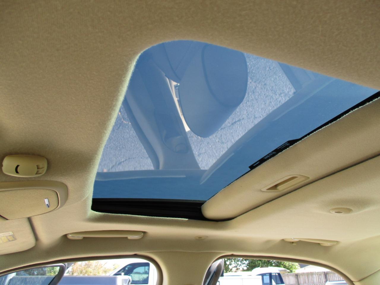 Jaguar XJ Series 4dr Sdn XJ8 2009