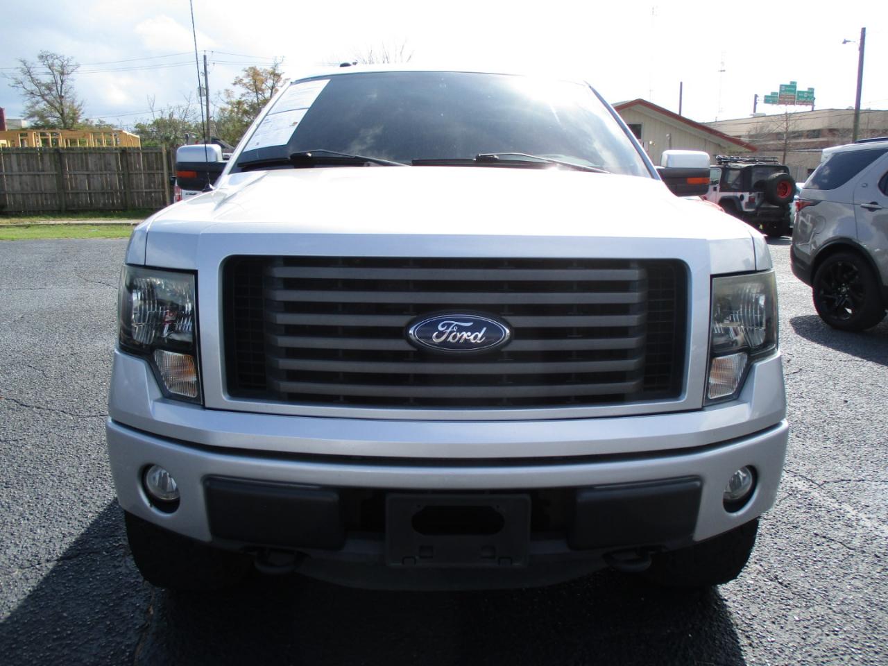Ford F-150 4WD SuperCab 145" Lariat 2012