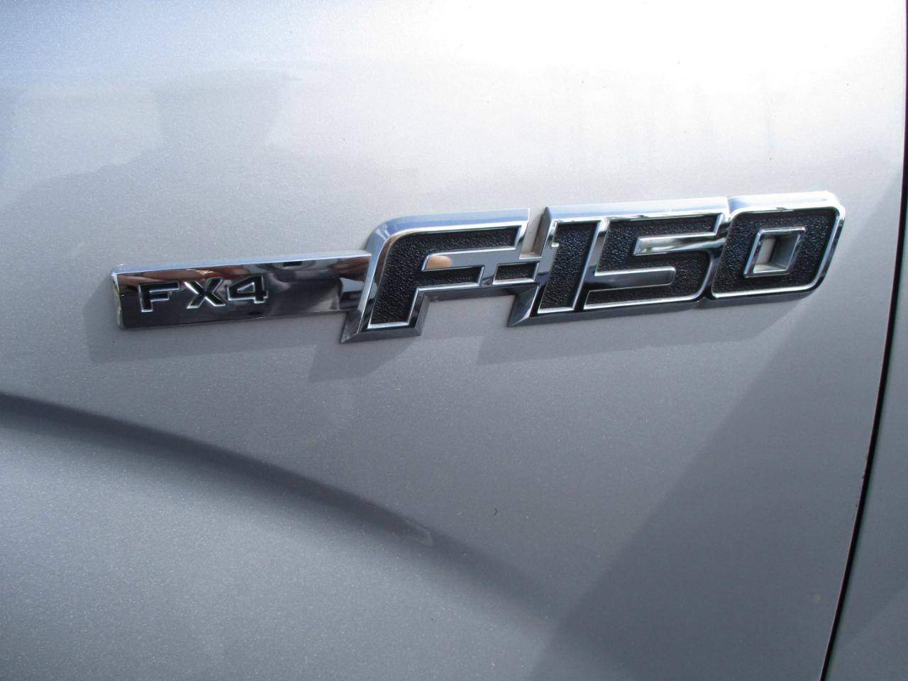 Ford F-150 4WD SuperCab 145" Lariat 2012