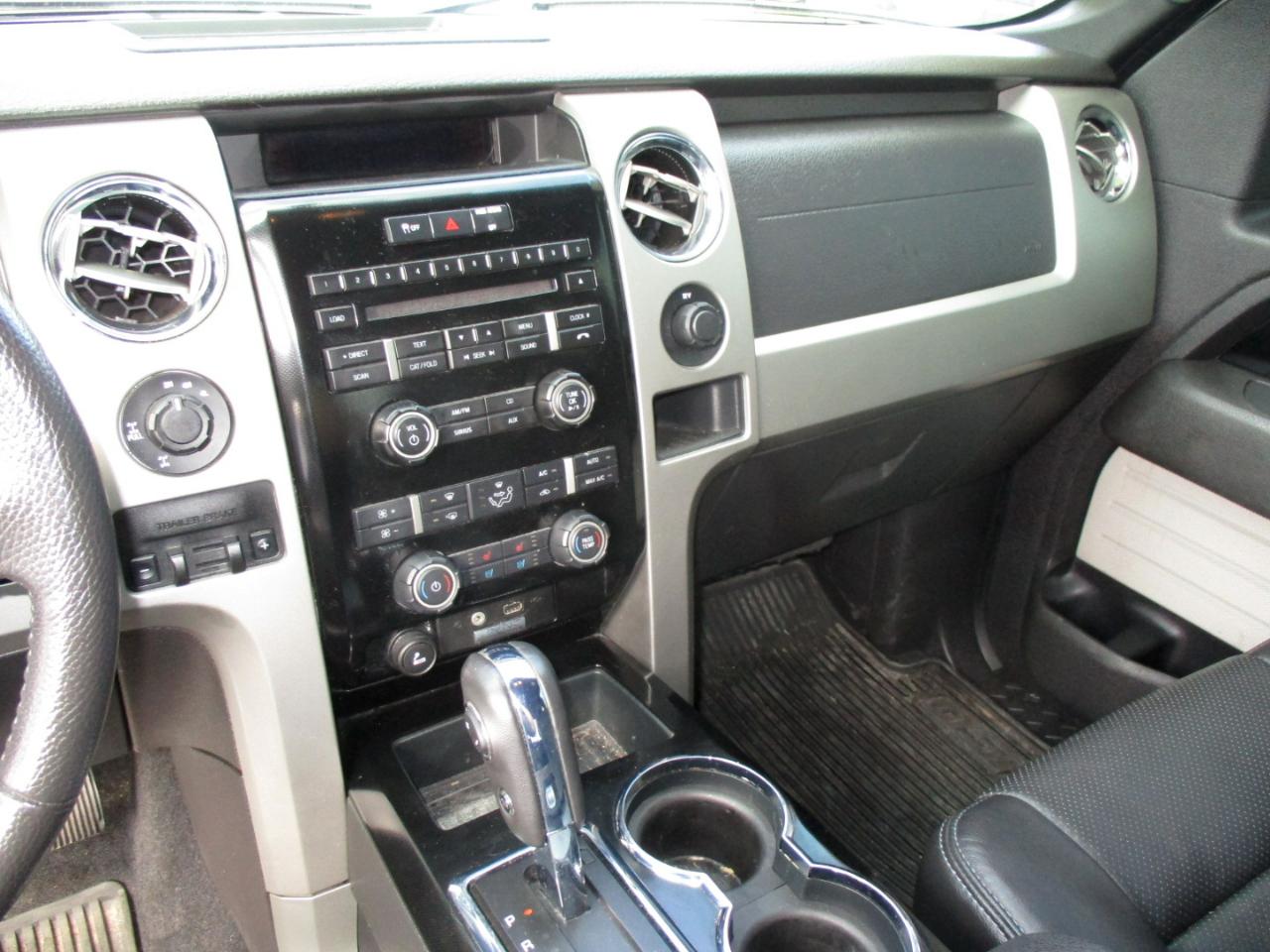 Ford F-150 4WD SuperCab 145" Lariat 2012