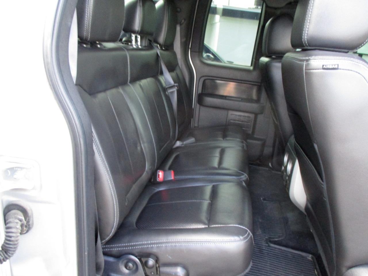 Ford F-150 4WD SuperCab 145" Lariat 2012