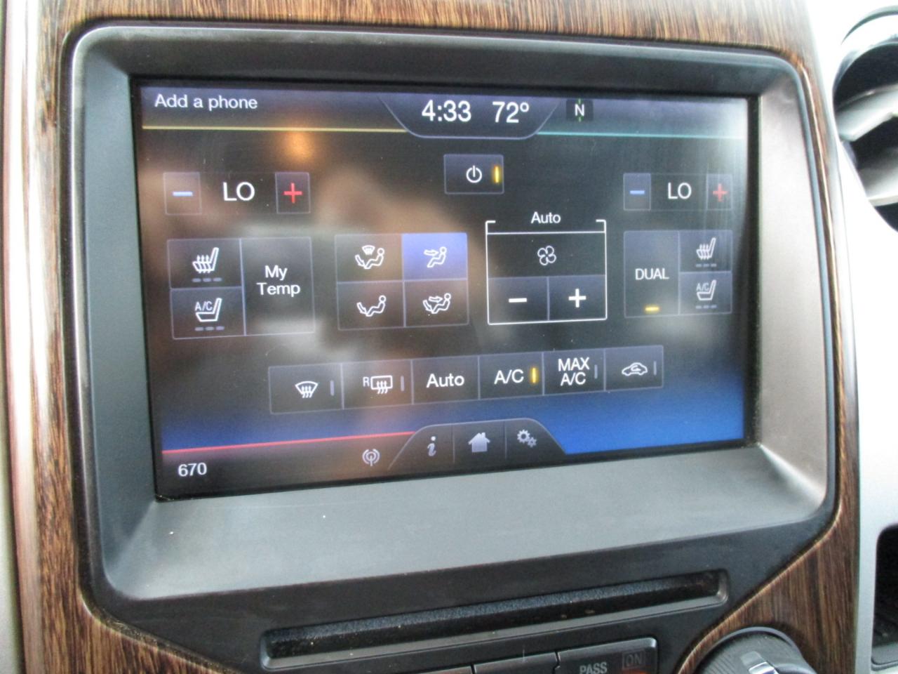 Ford F-150 2WD SuperCrew 145" Lariat 2014