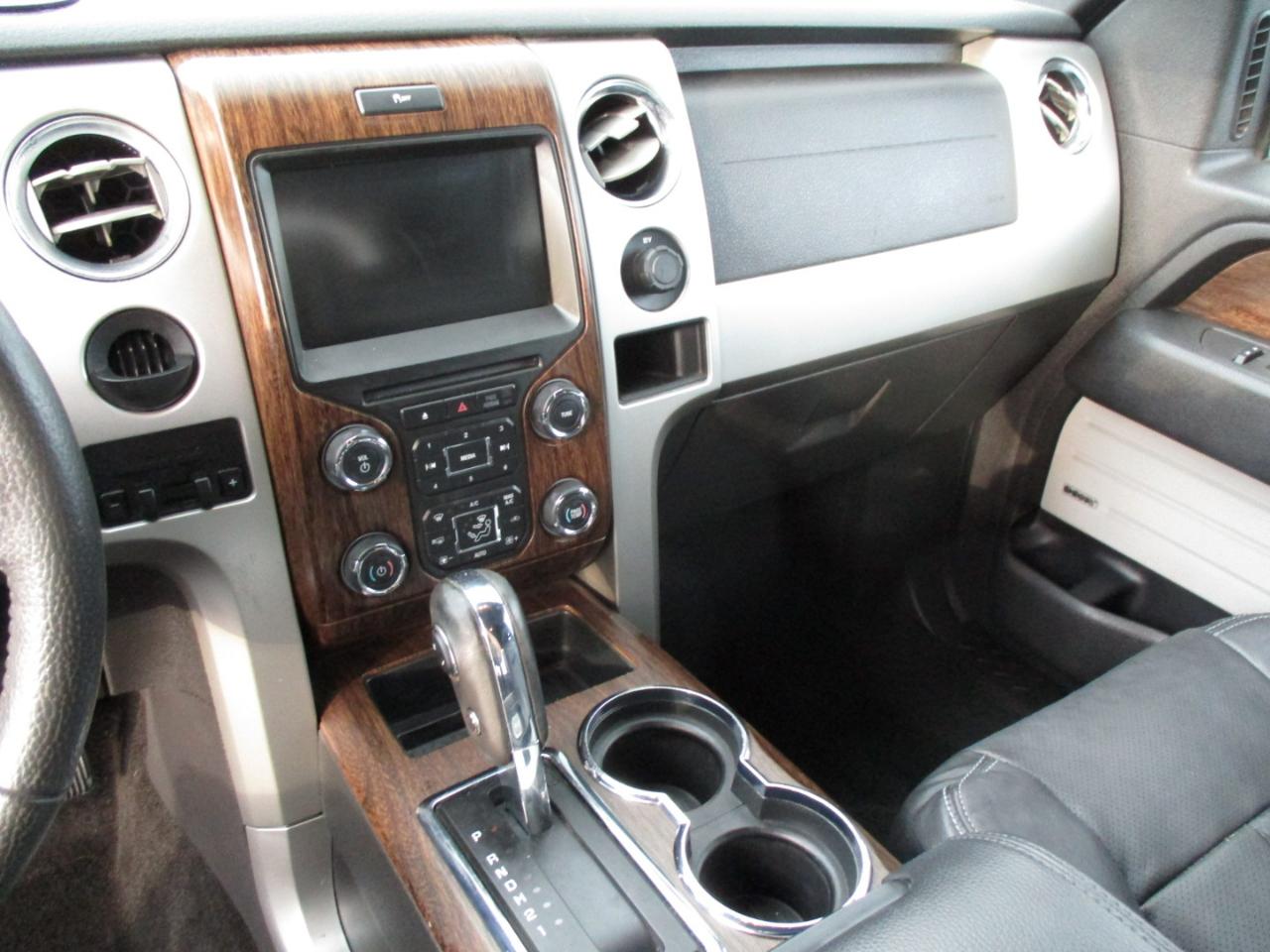 Ford F-150 2WD SuperCrew 145" Lariat 2014