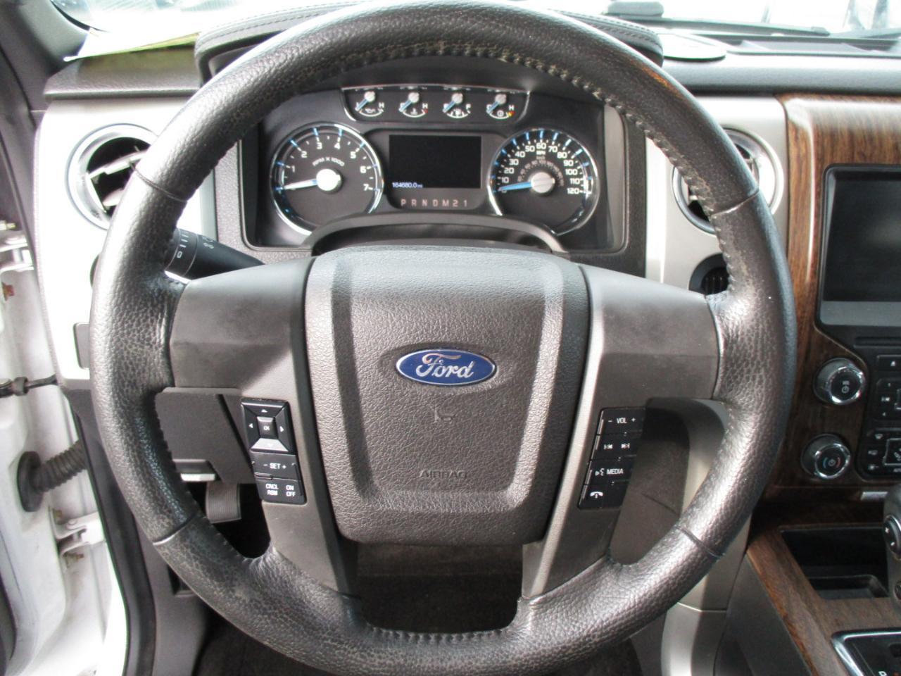 Ford F-150 2WD SuperCrew 145" Lariat 2014