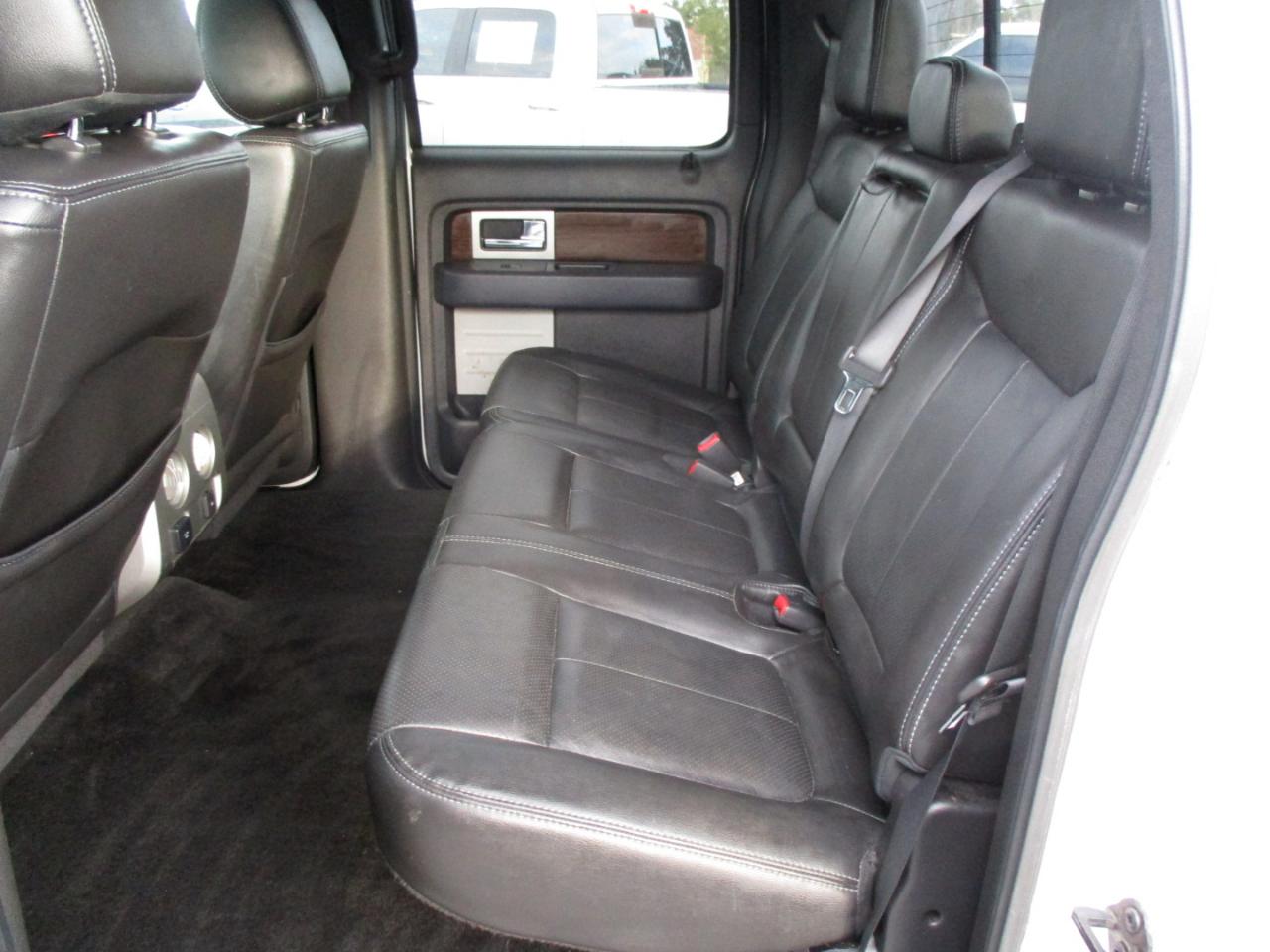 Ford F-150 2WD SuperCrew 145" Lariat 2014