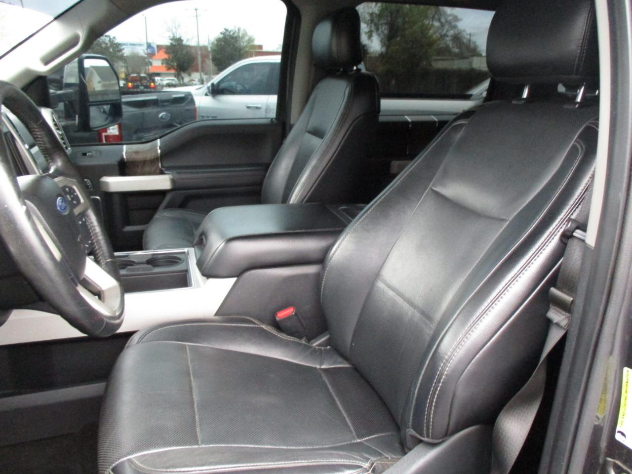 Ford Super Duty F-250 SRW 4WD SuperCab 158" Lariat 2017