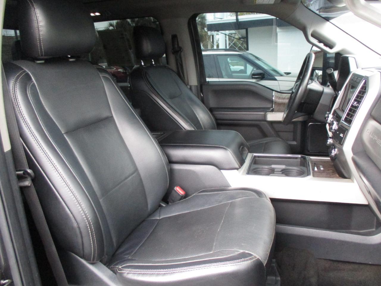 Ford Super Duty F-250 SRW 4WD SuperCab 158" Lariat 2017