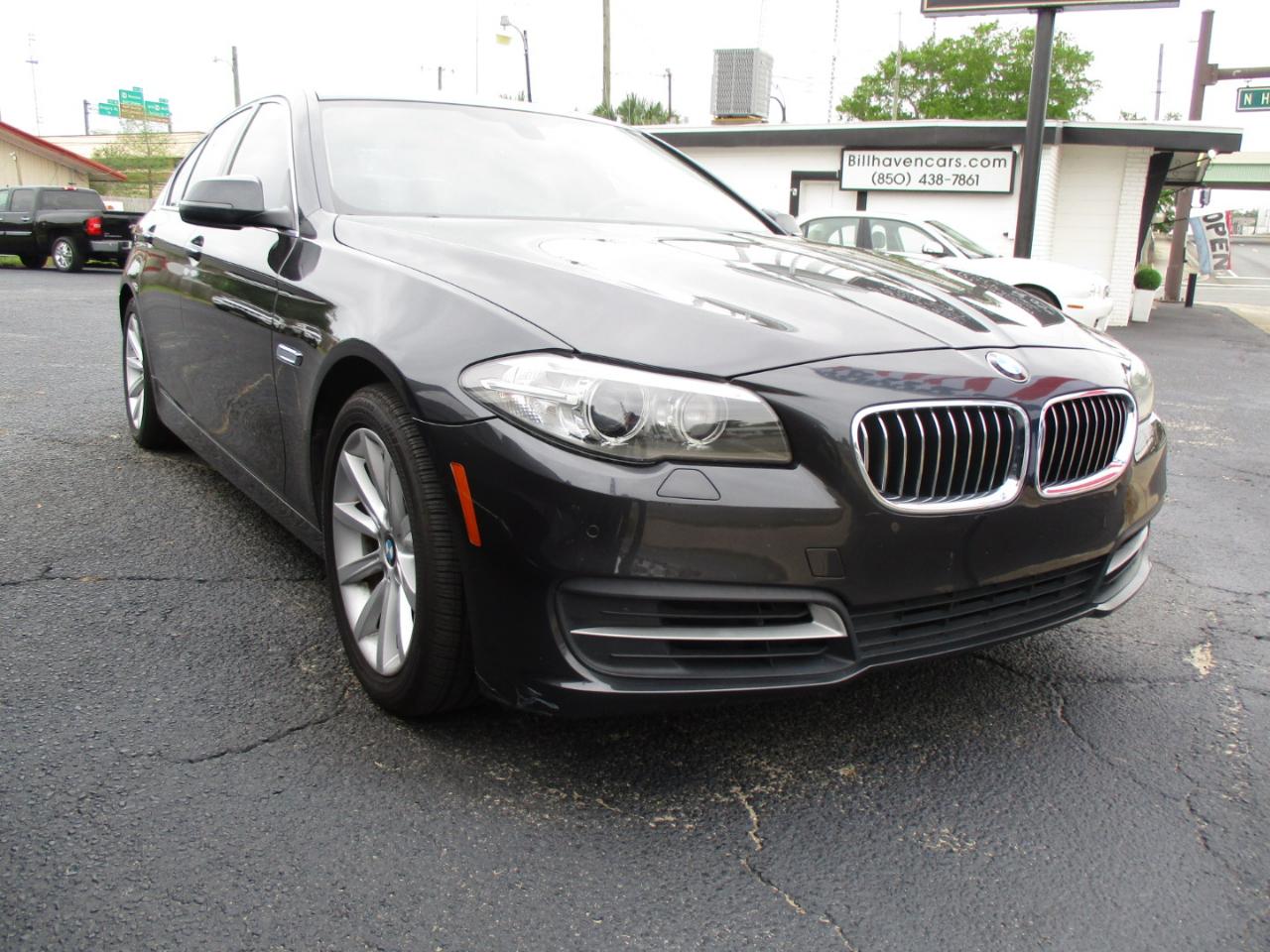 BMW 5 Series 4dr Sdn 535i RWD 2014