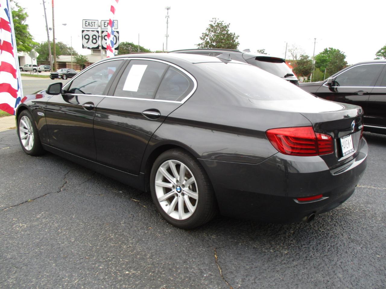 BMW 5 Series 4dr Sdn 535i RWD 2014