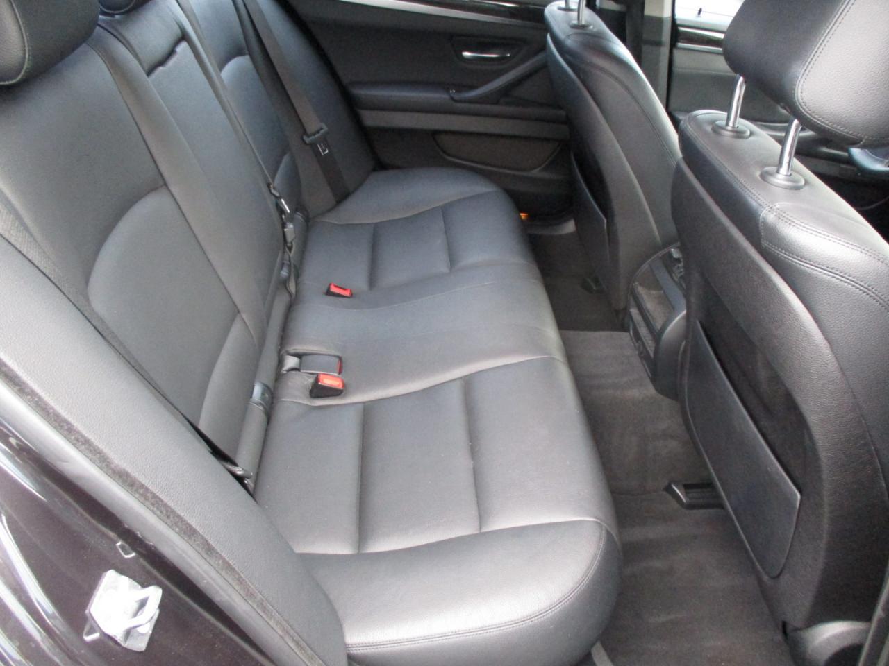 BMW 5 Series 4dr Sdn 535i RWD 2014