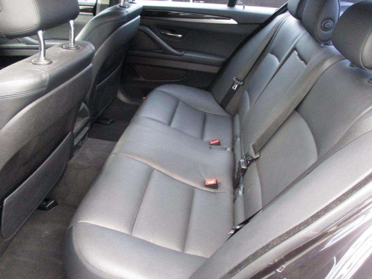 BMW 5 Series 4dr Sdn 535i RWD 2014