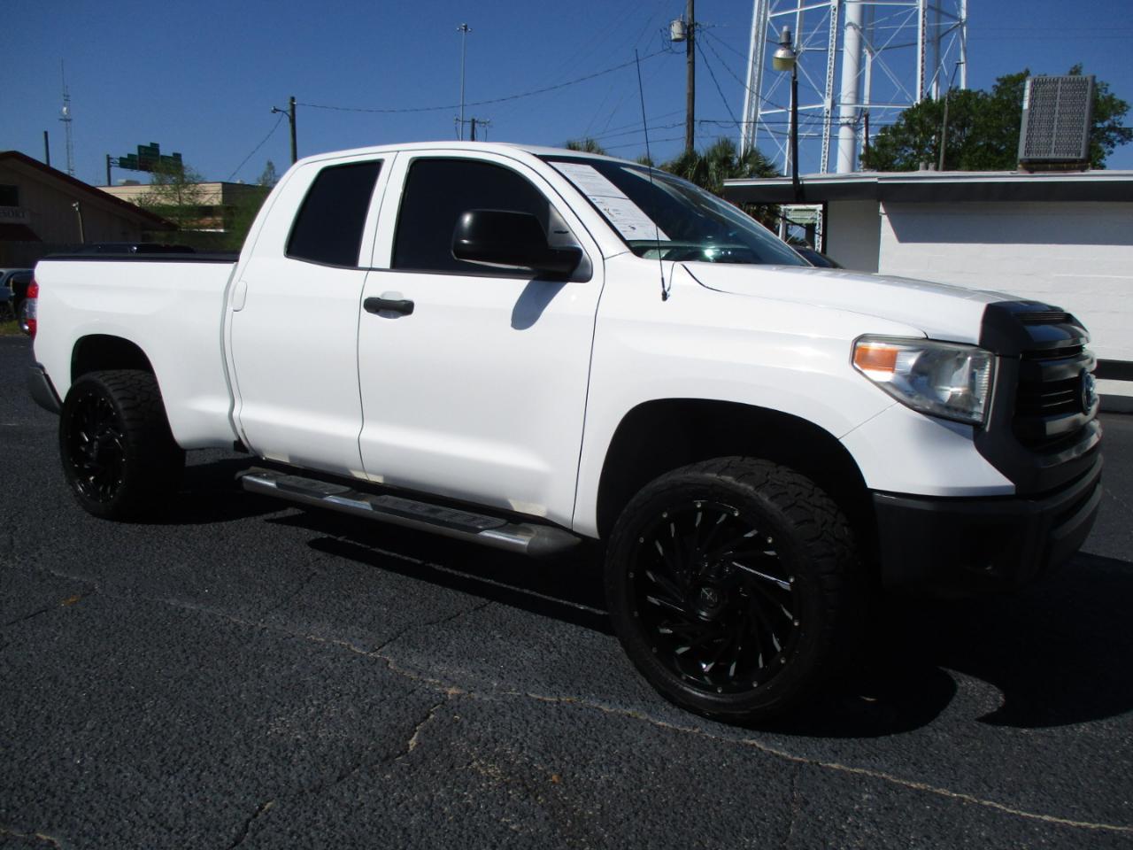 Toyota Tundra 2WD Truck Double Cab 4.6L V8 6-Spd AT SR5 (Natl) 2015