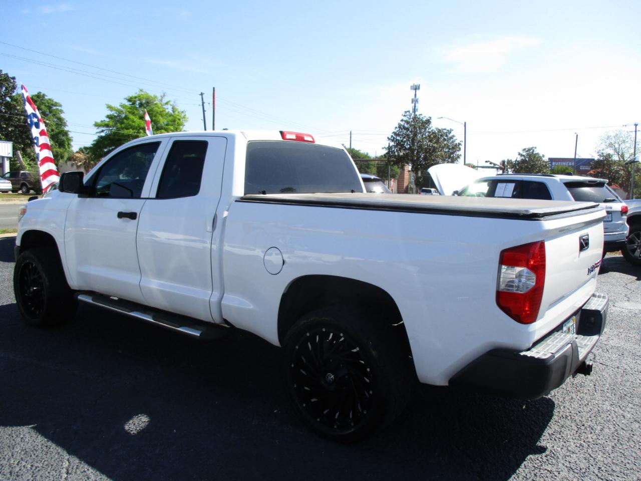 Toyota Tundra 2WD Truck Double Cab 4.6L V8 6-Spd AT SR5 (Natl) 2015