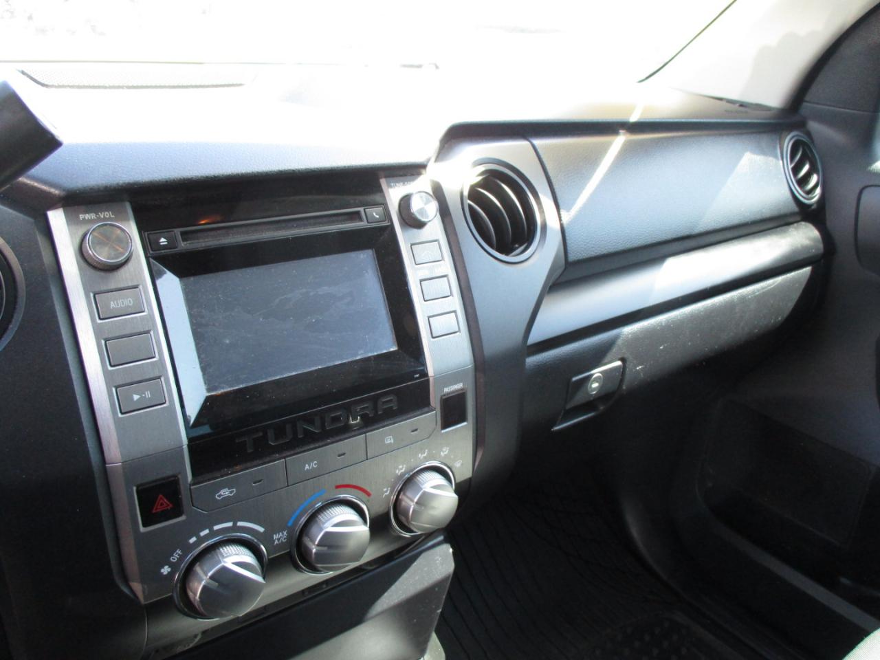 Toyota Tundra 2WD Truck Double Cab 4.6L V8 6-Spd AT SR5 (Natl) 2015