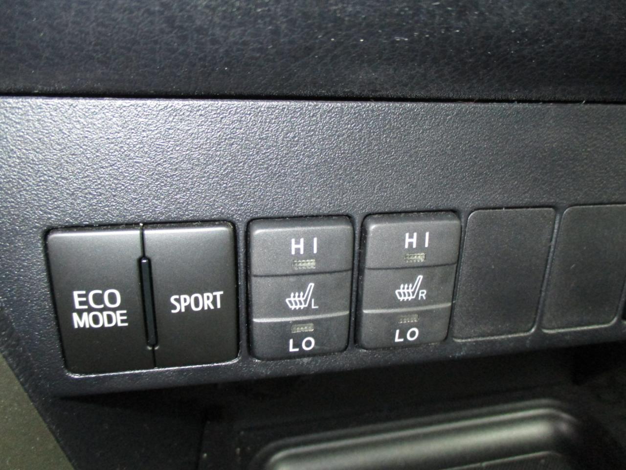 Toyota RAV4 FWD 4dr Limited (Natl) 2015