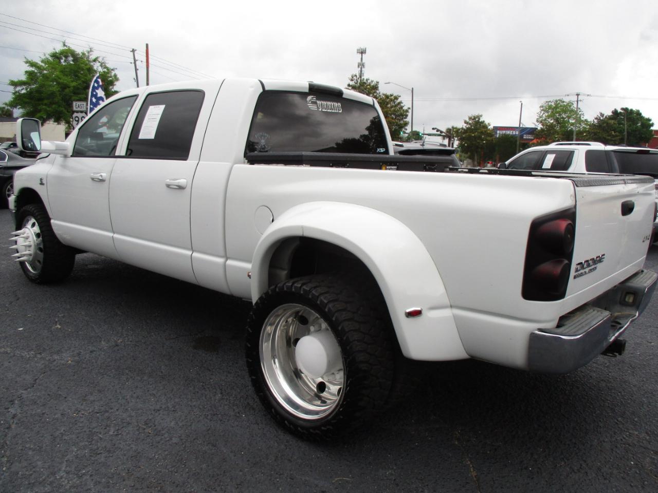 Dodge Ram 3500 2WD Mega Cab 160.5" DRW SLT 2007