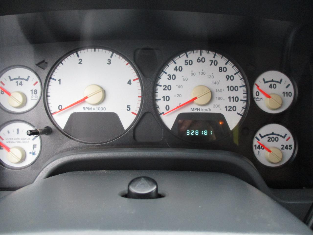 Dodge Ram 3500 2WD Mega Cab 160.5" DRW SLT 2007