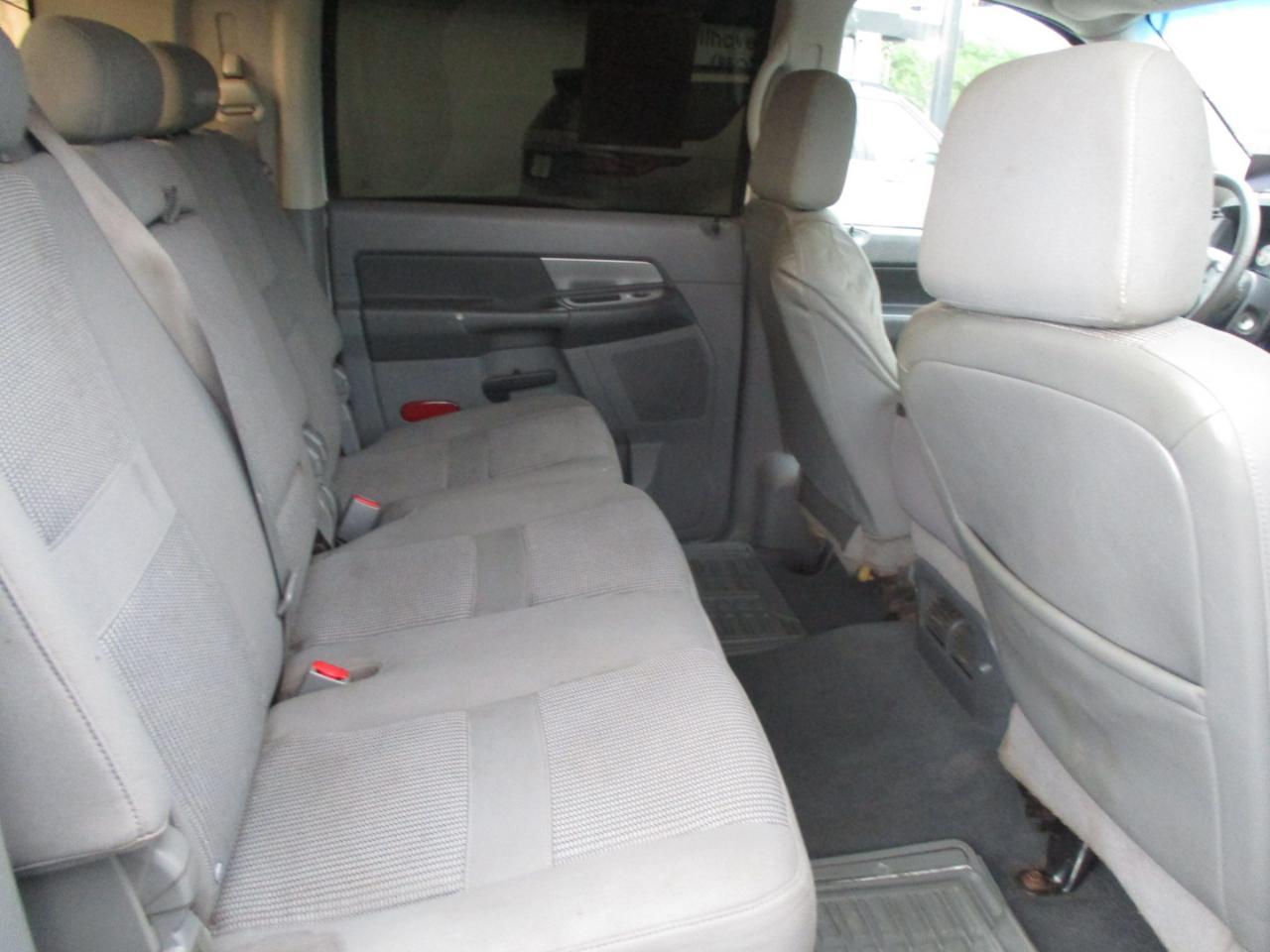 Dodge Ram 3500 2WD Mega Cab 160.5" DRW SLT 2007