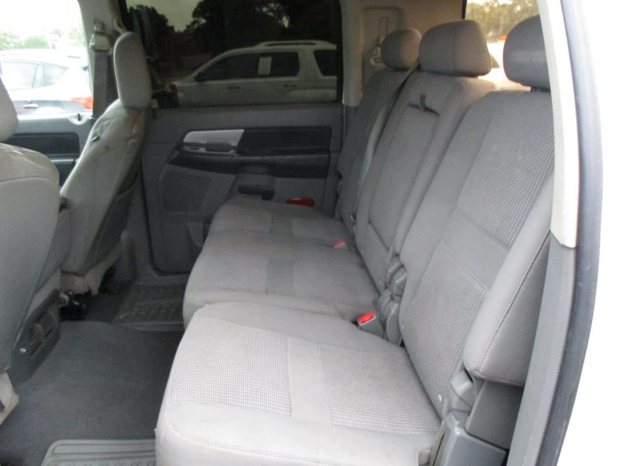 Dodge Ram 3500 2WD Mega Cab 160.5" DRW SLT 2007