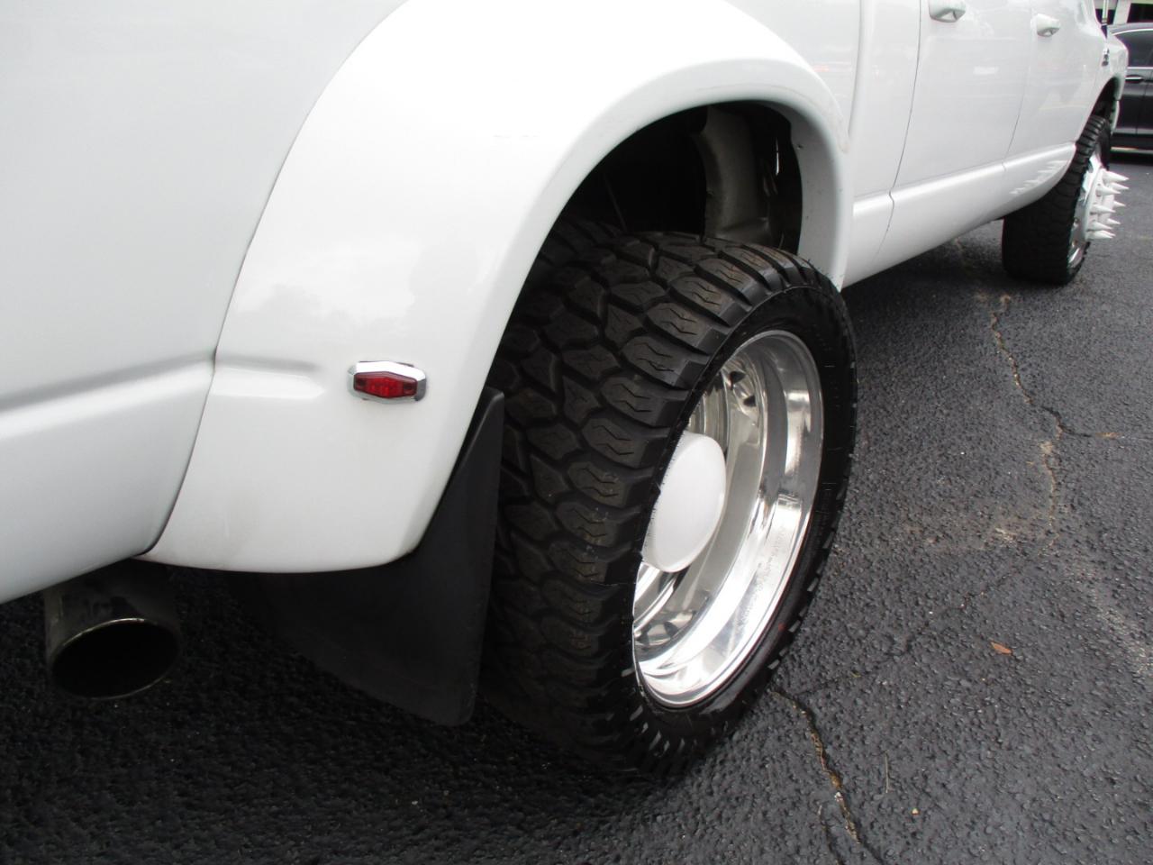 Dodge Ram 3500 2WD Mega Cab 160.5" DRW SLT 2007