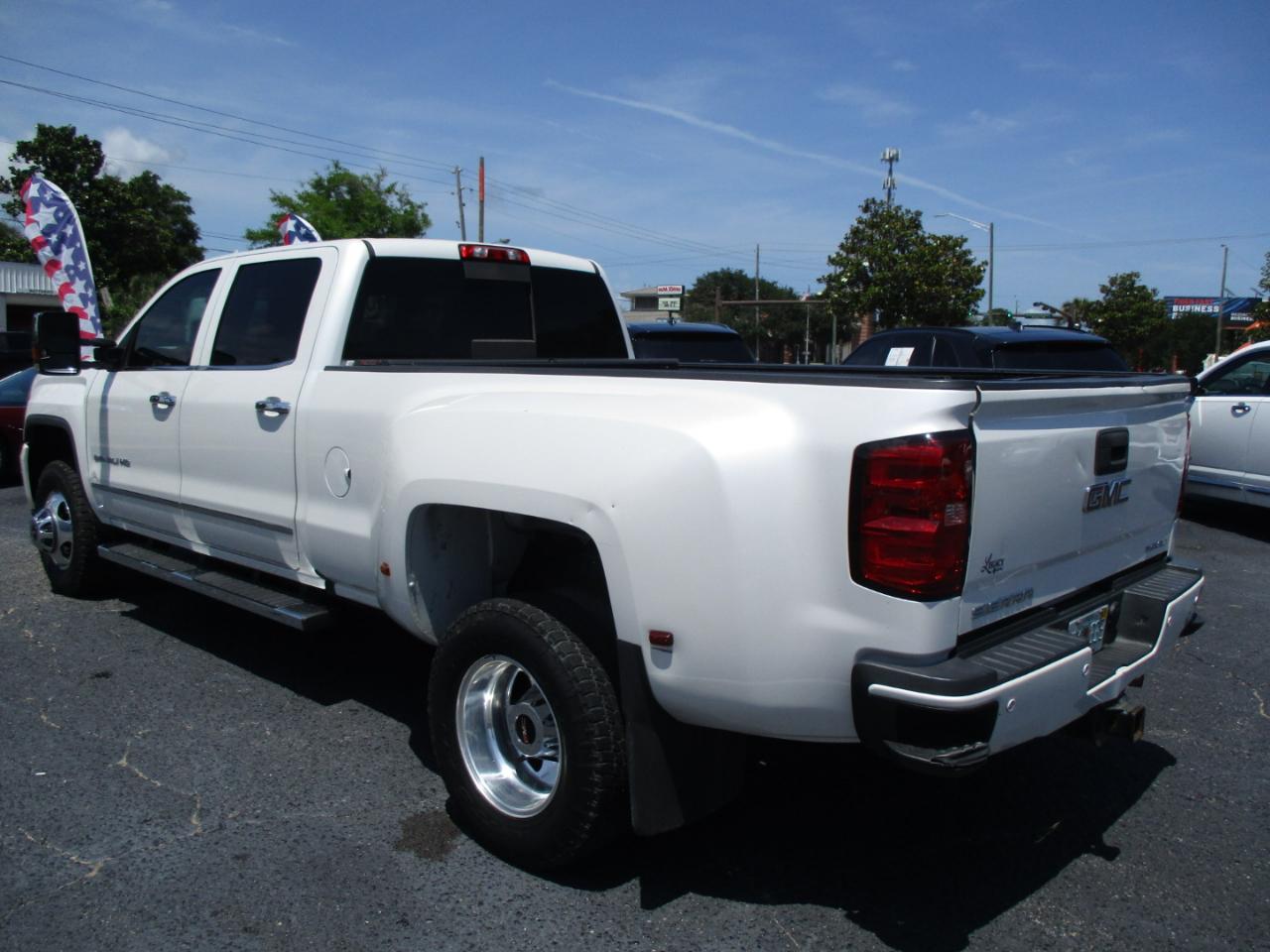 GMC Sierra 3500HD 4WD Crew Cab 167.7" Denali 2018