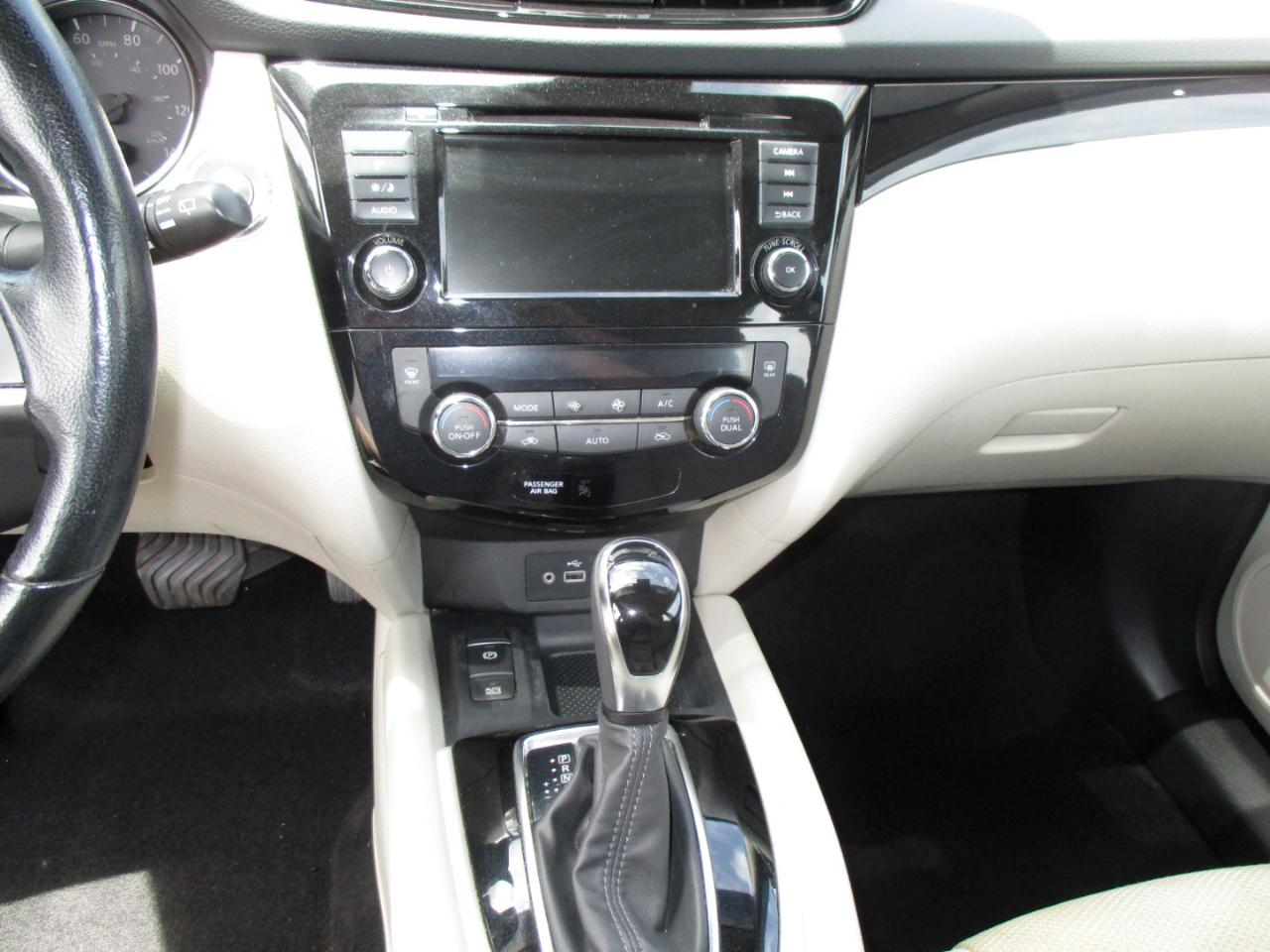 Nissan Rogue Sport FWD SV 2021