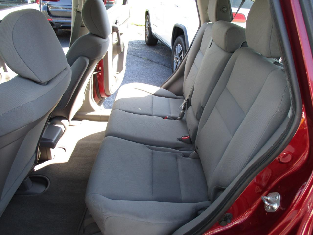 Honda CR-V 2WD 5dr LX 2011