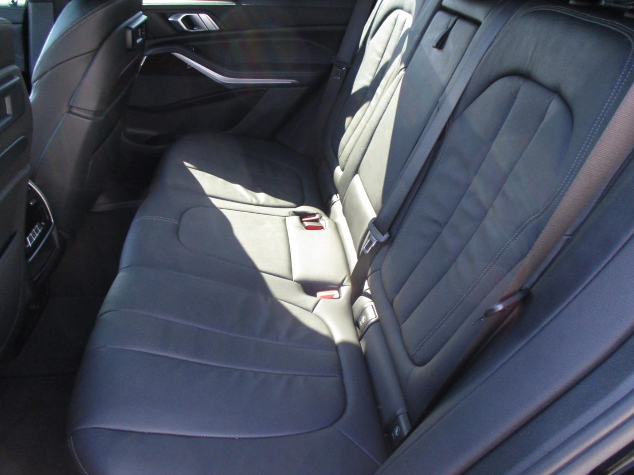 BMW X5 xDrive40i Sports Activity Vehicle 2020
