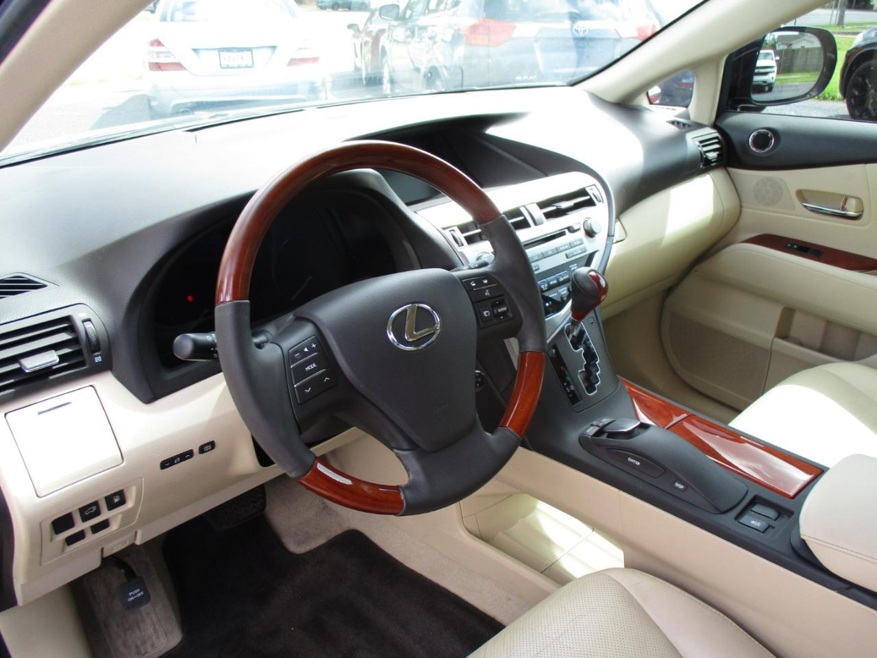 Lexus RX 350 FWD 4dr 2010