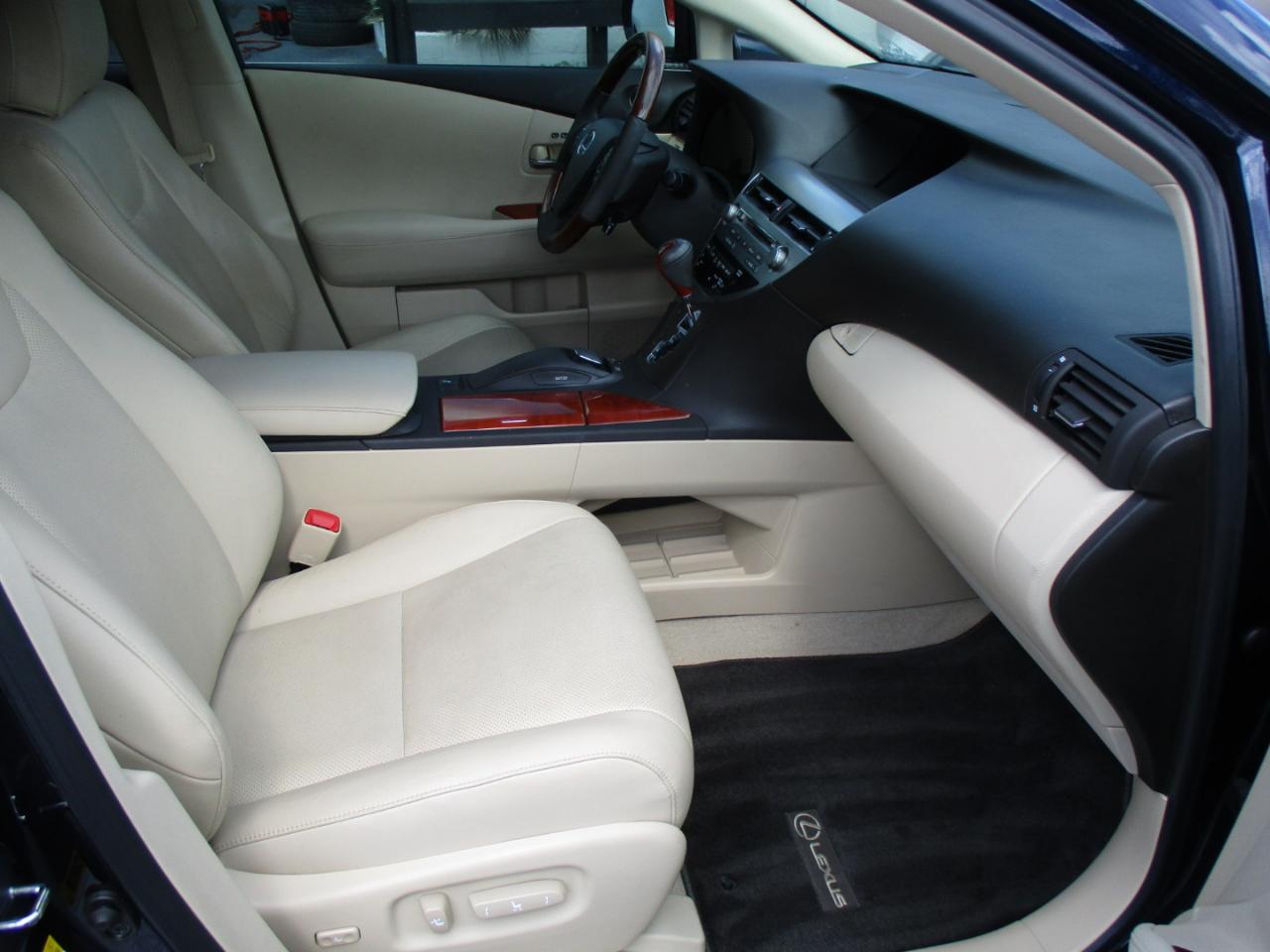 Lexus RX 350 FWD 4dr 2010
