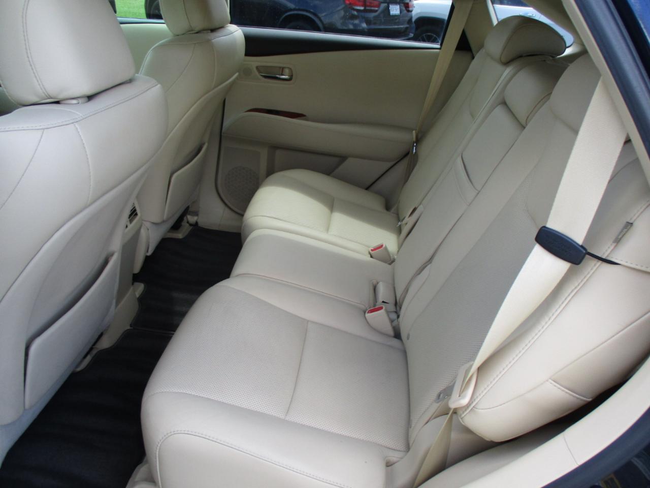 Lexus RX 350 FWD 4dr 2010