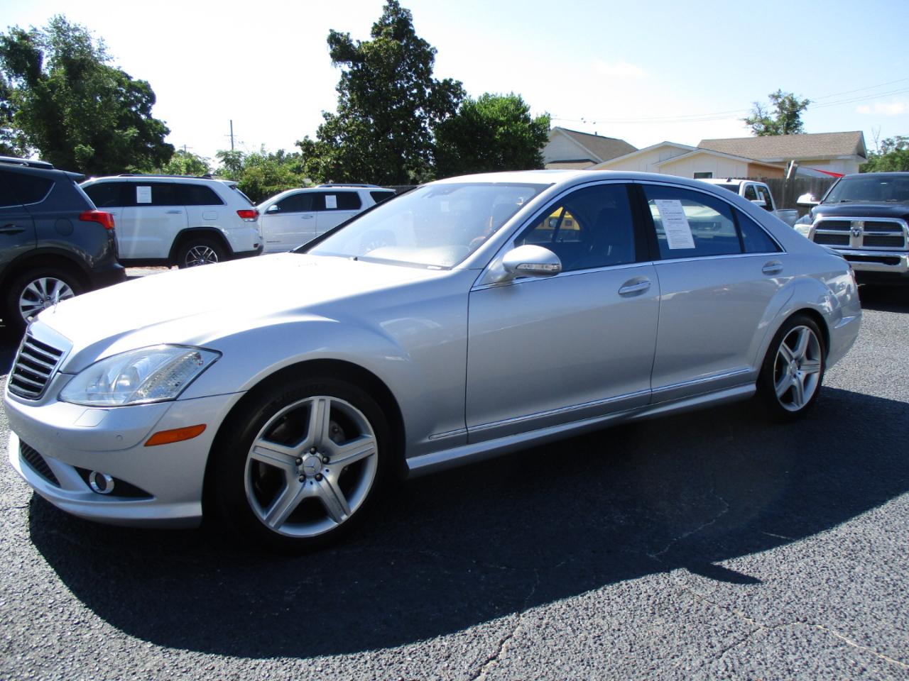 Mercedes-Benz S-Class 4dr Sdn 5.5L V8 RWD 2008
